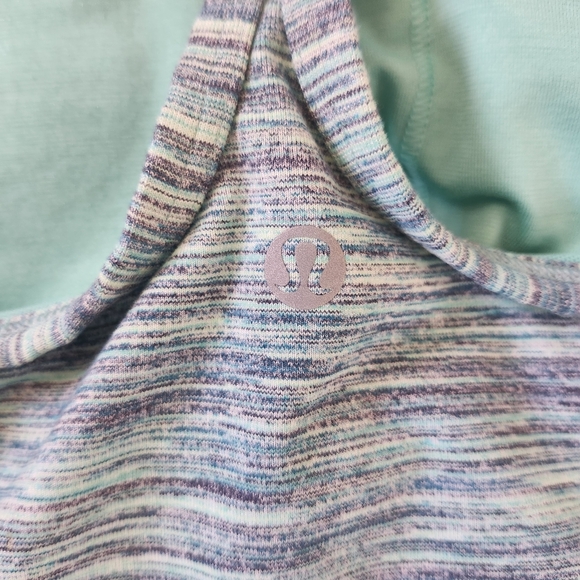 Lululemon Power Y Tank Top Size 4 Blue Teal Stretch Built In Bra Gym Run - Picture 8 of 9